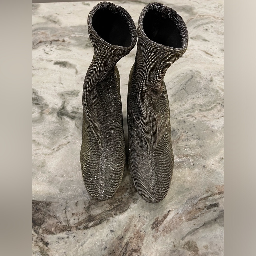 NWOT Michael Kors Mandy Glitter Stretch-Knit Gold Ankle Bootie Boot